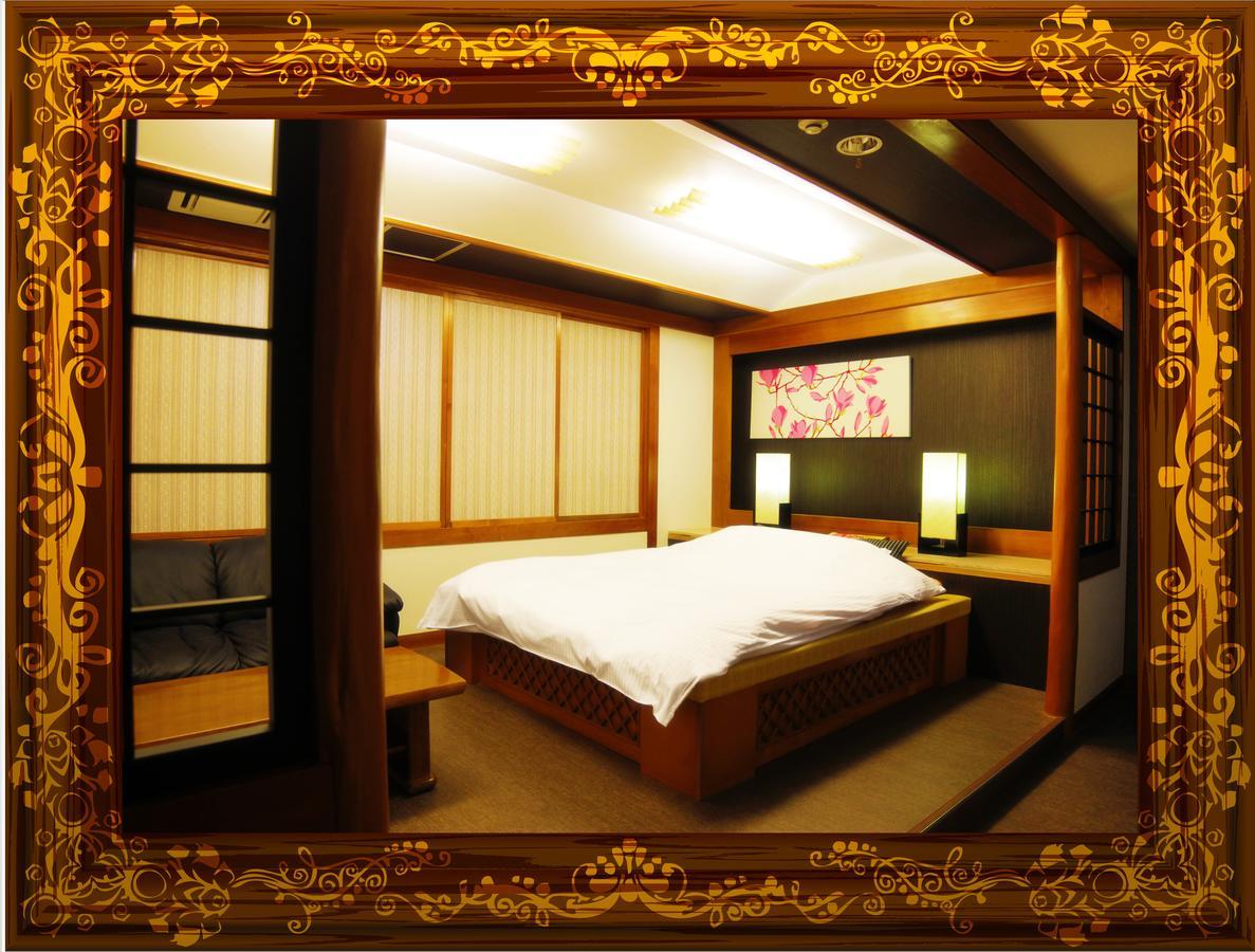 Kyoto Hotel Crown (Adults Only) Dış mekan fotoğraf